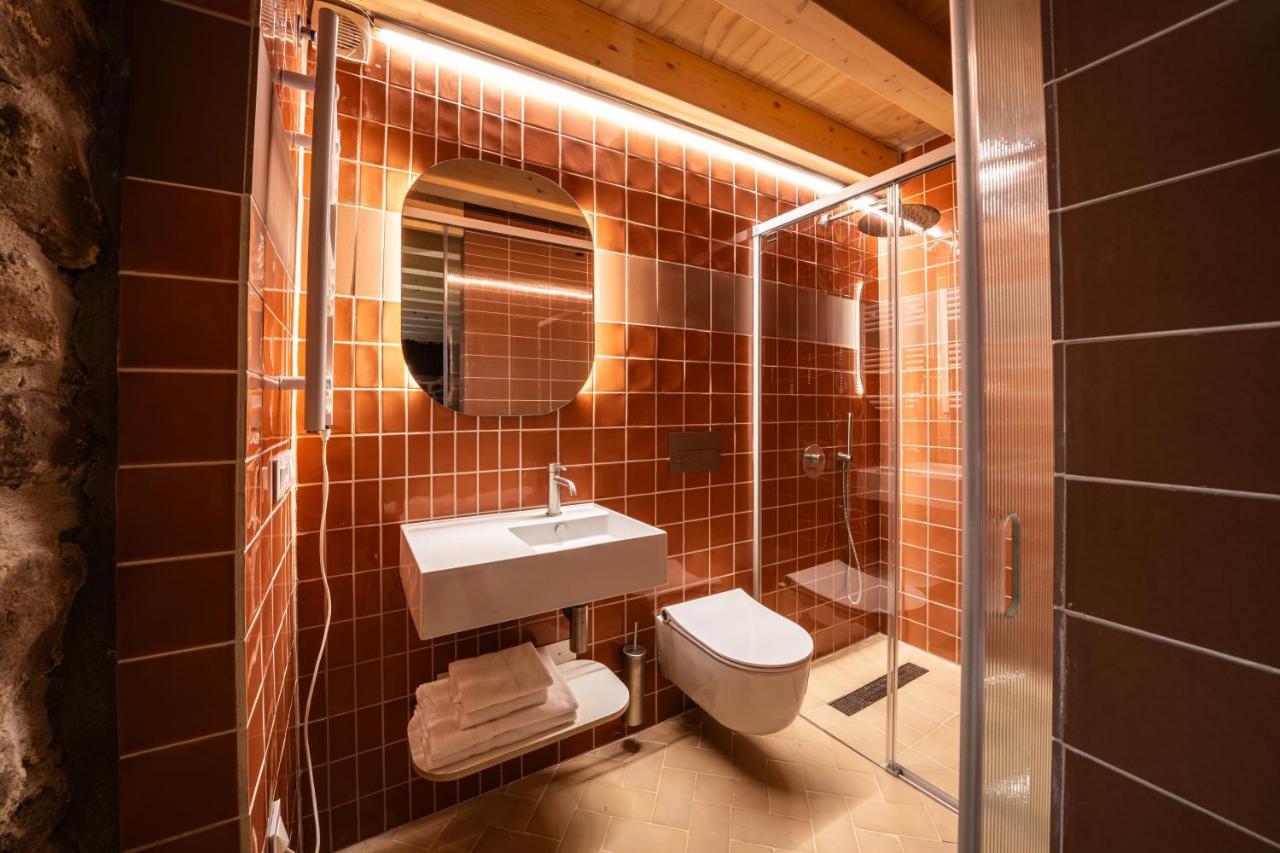 Antic Palau Apartment